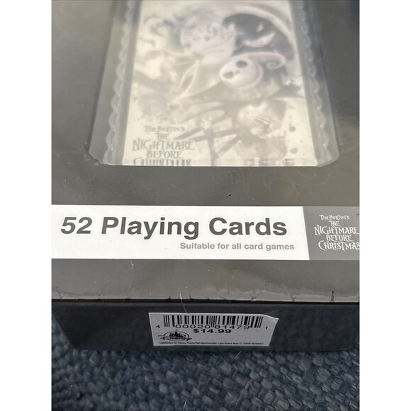 New DISNEY PARKS TIM BURTON’S THE NIGHTMARE BEFORE CHRISTMAS 52 PLAYING CARDS - Picture 4 of 8